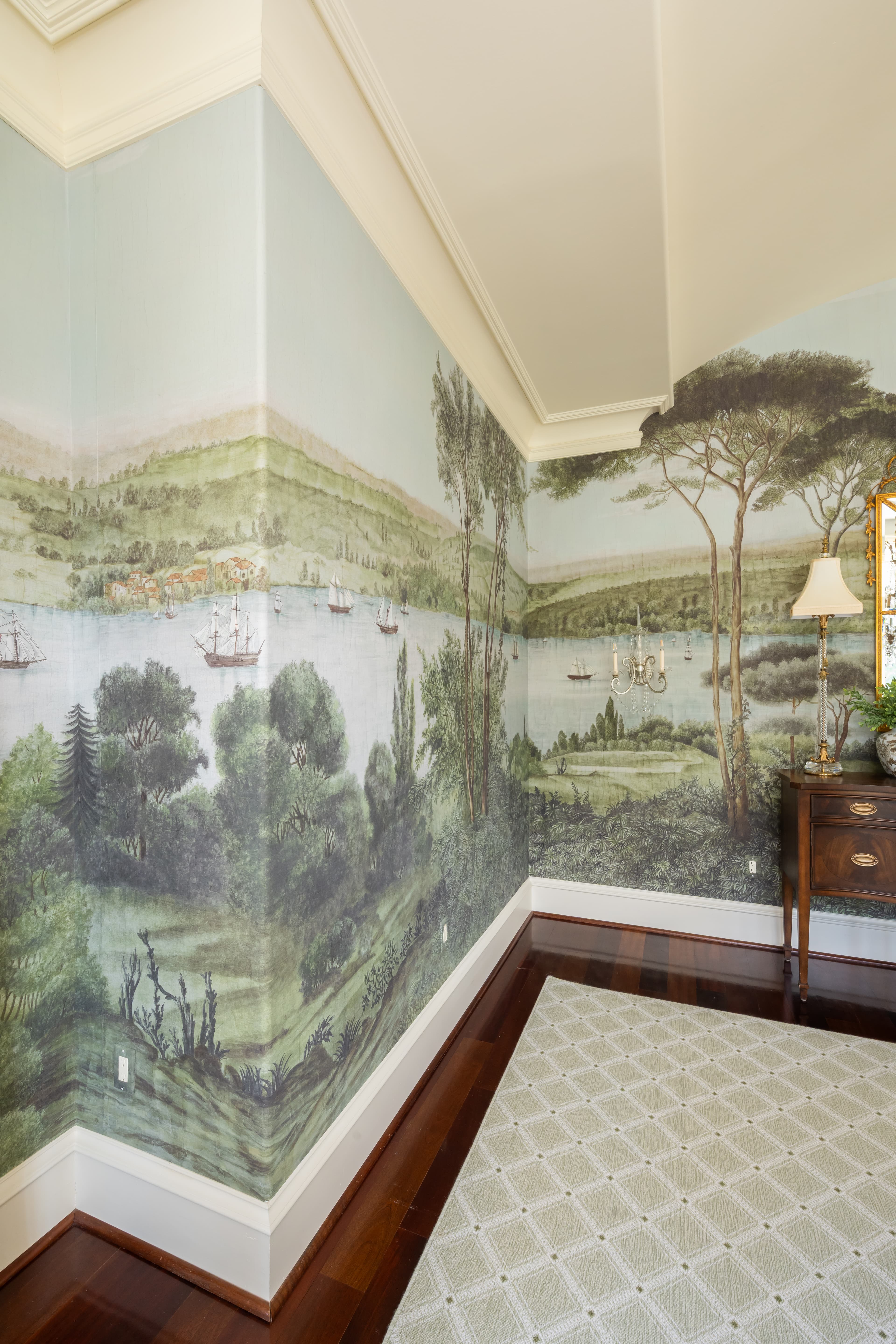 English paper wallcovering installation — 109 Wildwood Dunes