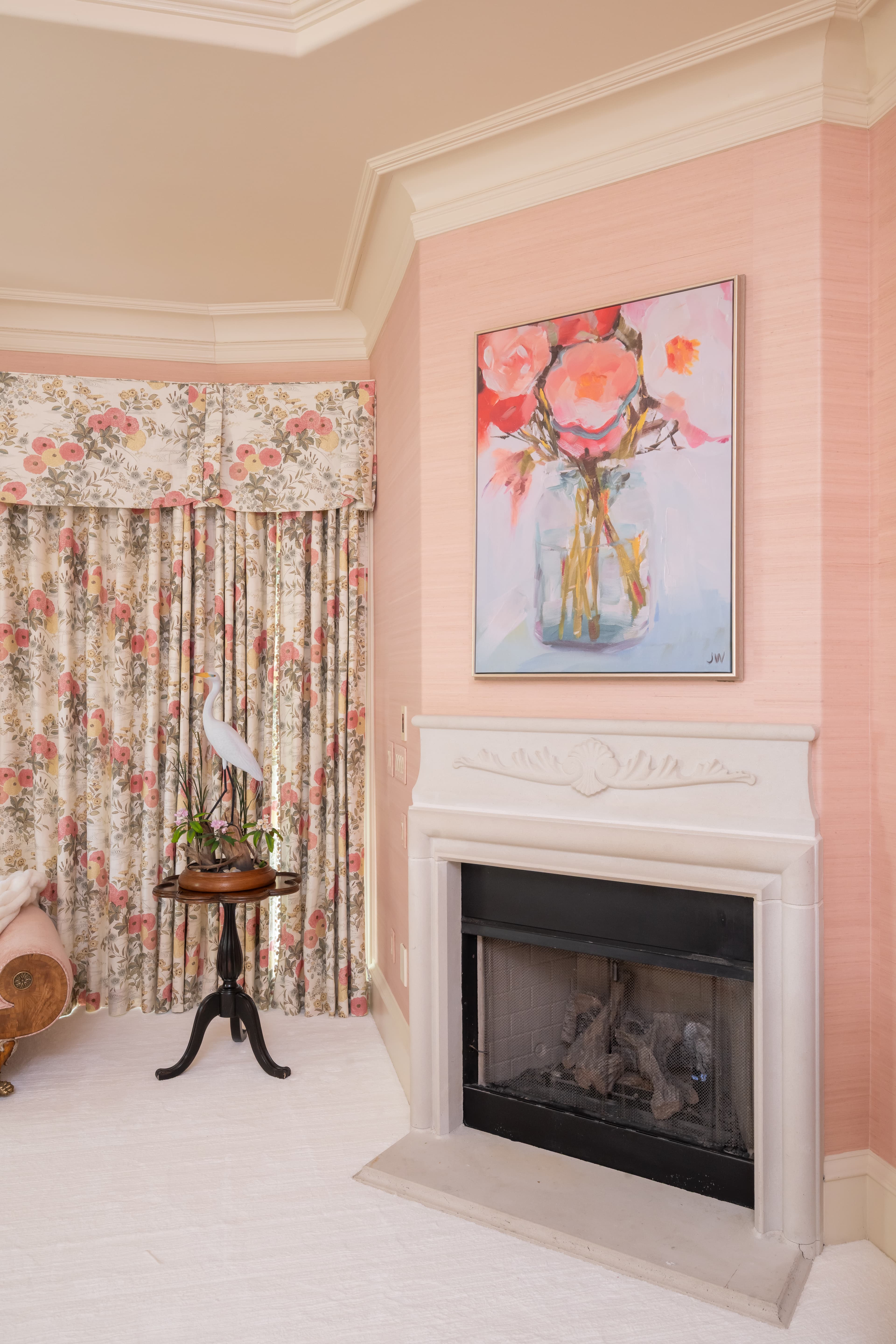 Grasscloth wallcovering installation — 109 Wildwood Dunes